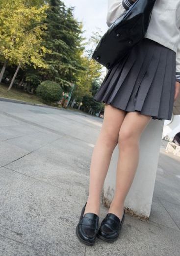 私人毛片免费av_DVD全集免费观看