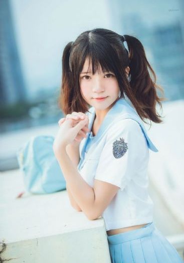 美女大胸无遮挡被男生摸图片_BD英语手机免费观看完整